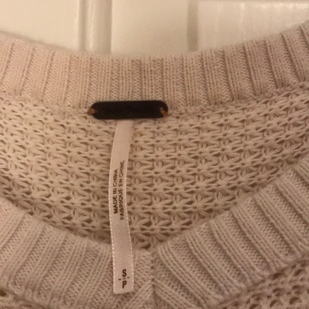 Free People Moonshine VNeck Sweater Cream Size S - Picture 4 of 5